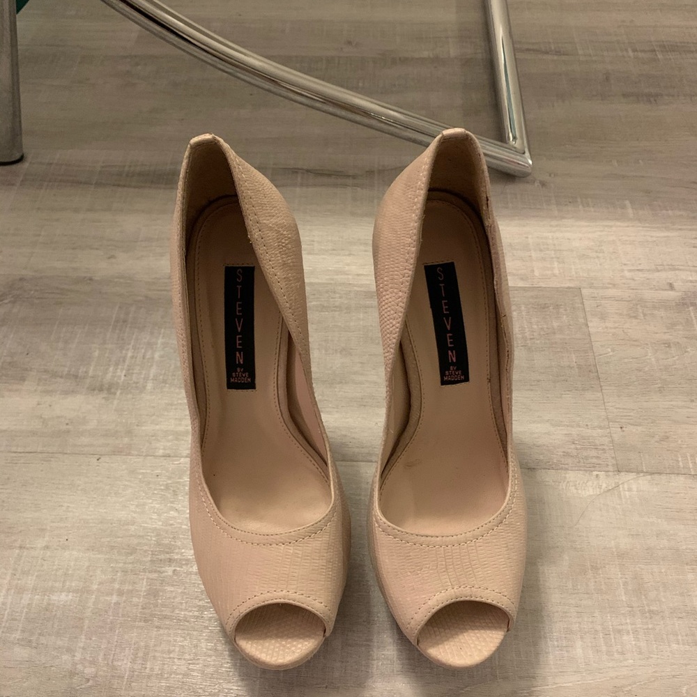 STEVEN leather heels